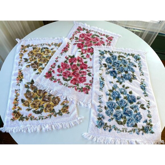 Vintage 70s hand towels set, terrycloth floral, flower power, Simpson's, for 3 - Picture 2 of 8